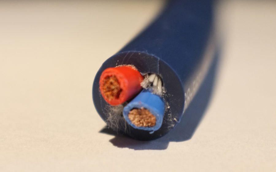 Van Damme “Blue” and HiFi Grade 6.0mm Speaker Cables Hifi Pig