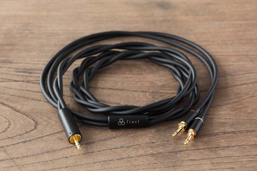 Final D8000 Pro headphones Cables