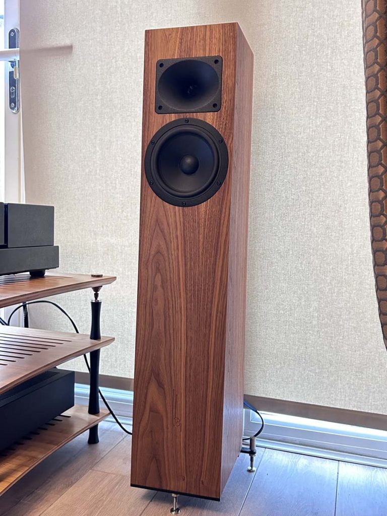 Blumenhofer Acoustics Tempesta 17 Loudspeakers Hifi Pig