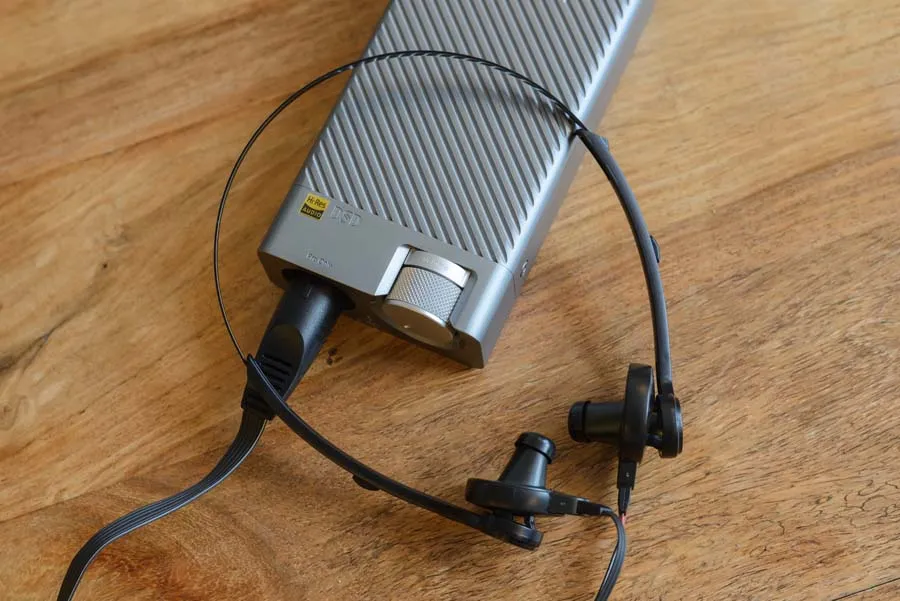 STAX SR-003MKII Headphones & SRM-D10 DAC/Amp/Energizer – Hifi Pig
