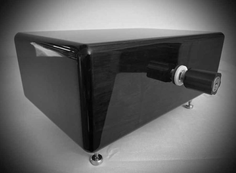 Signal Ground Solutions Pinnacle X1s Grounding Device Hifi Pig