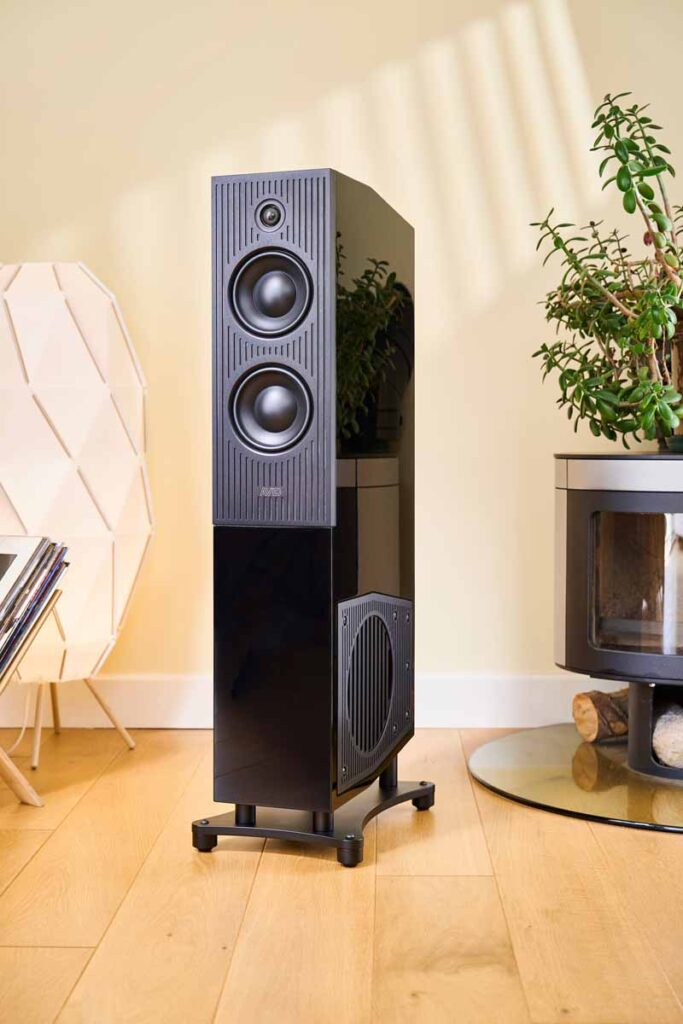 AVID Evo Two Loudspeakers