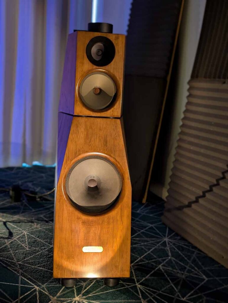 audio video show warsaw 2025 report the golden tulip