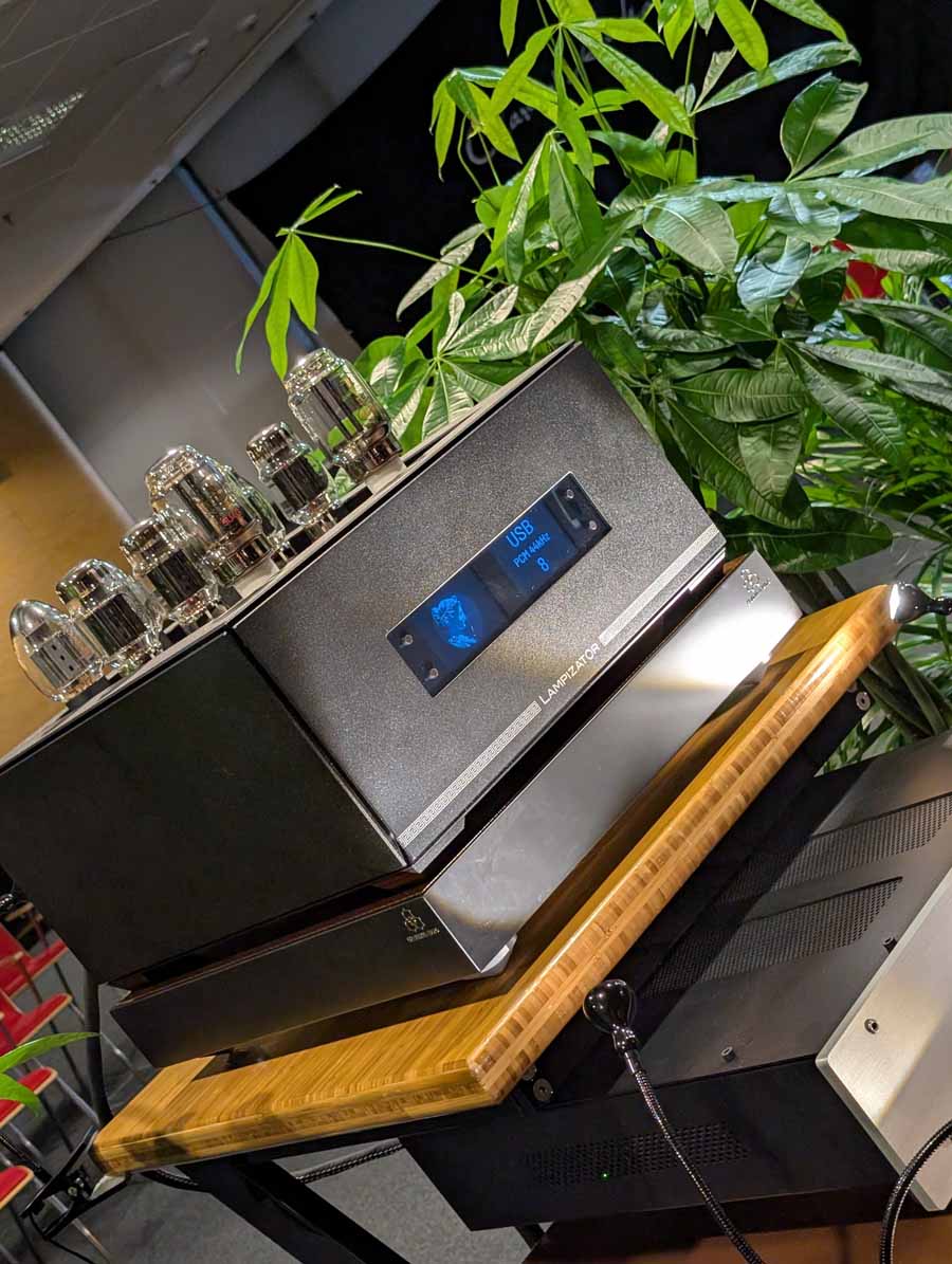 audio video show warsaw 2025 report stadium