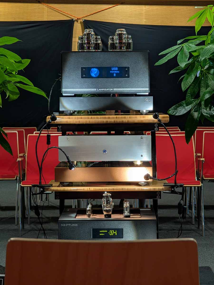 audio video show warsaw 2025 report stadium