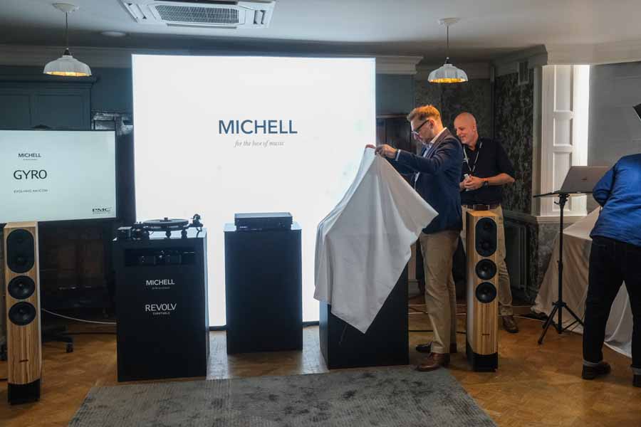 Michell Gyro turntable