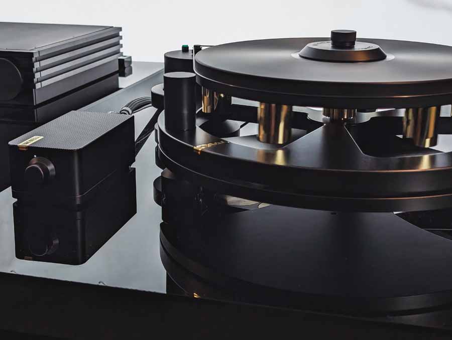 Michell Gyro turntable