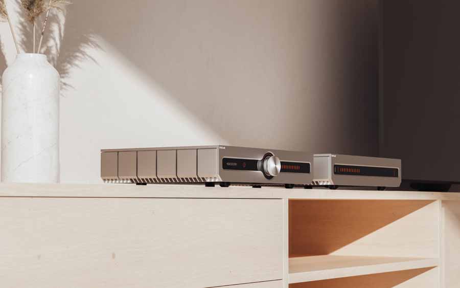 Roksan Caspian Series 4G Streaming Pre-Amplifier And Power Amplifier