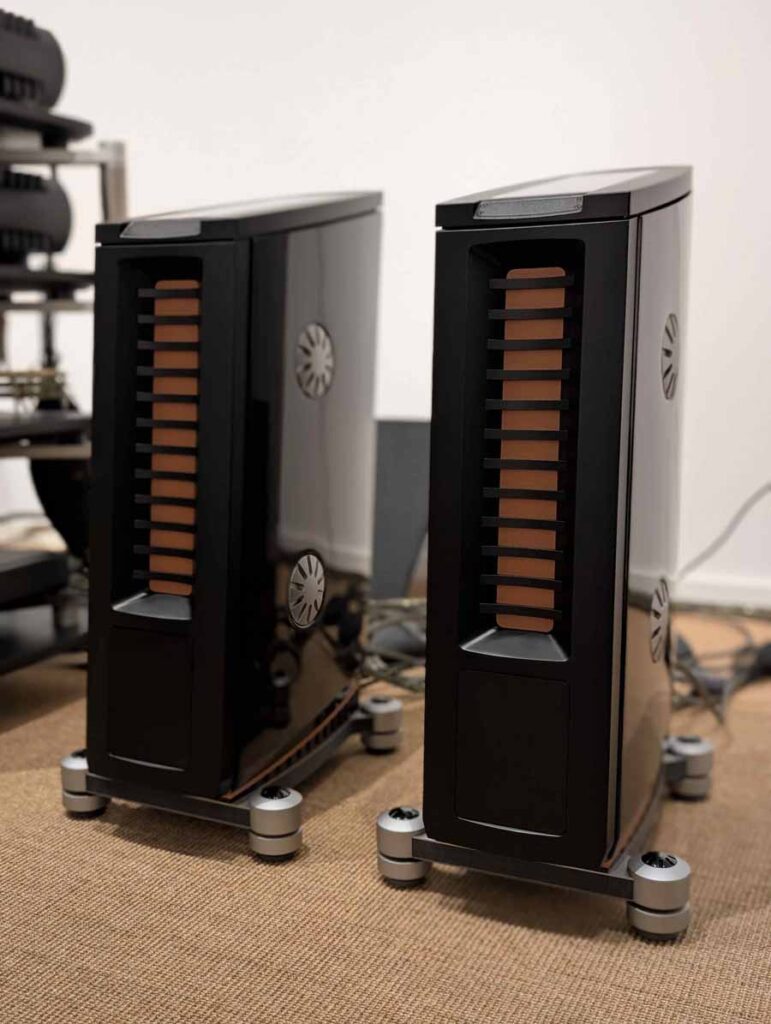 Børresen M8 Gold Signature Loudspeaker And Aavik M-880 Mono Amplifier Launch Event with audio group denmark