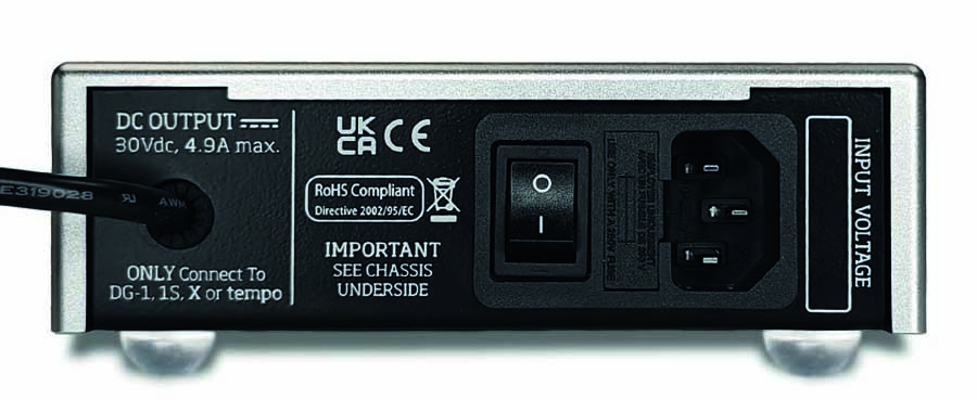 Vertere SOLO Moving Coil Cartridge And Vertere LunA Linear DC Power Supply