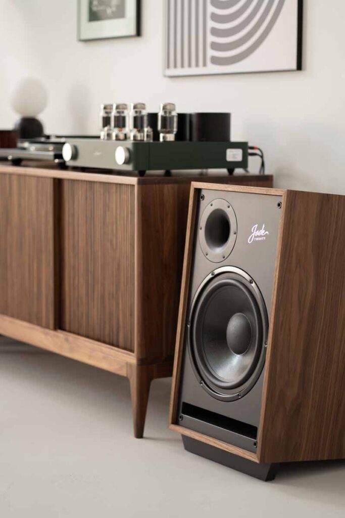 Harmony HiFi Distributing Pylon Audio Loudspeakers