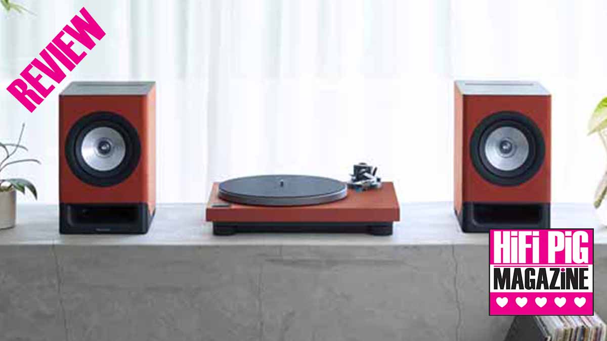 Technics SC-CX700 Speakers and SL-40CBT Turntable