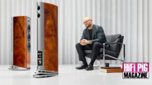 Audiovector R5 Arreté Loudspeaker hifi news