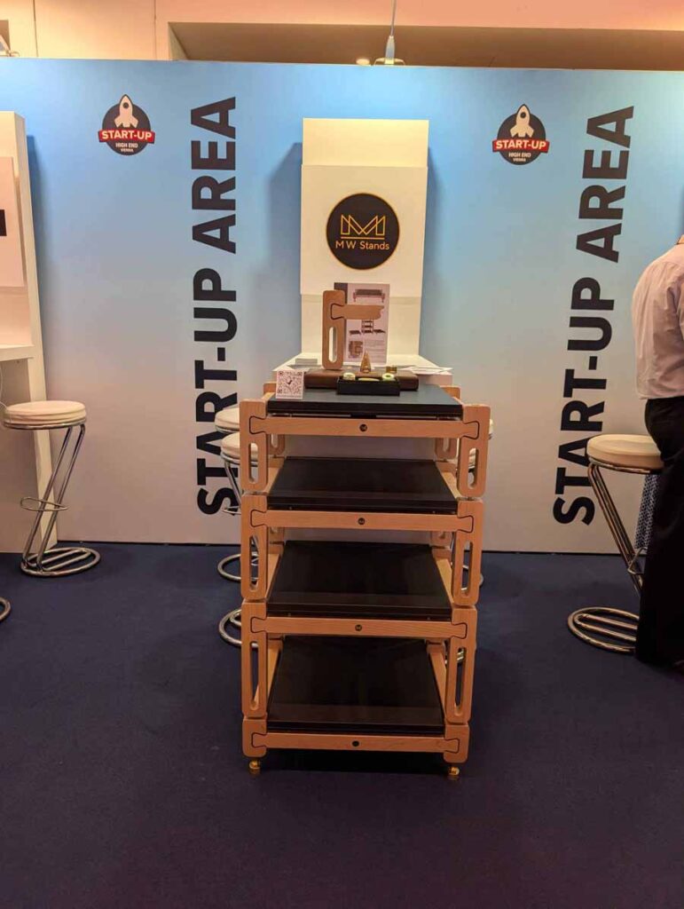 MW STANDS – CYNTAF EQUIPMENT SUPPORTS