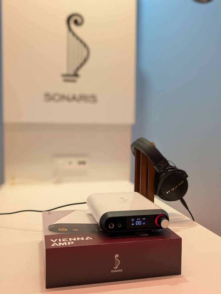 SONARIS – VIENNA CLASS A HEADPHONE AMPLIFIER