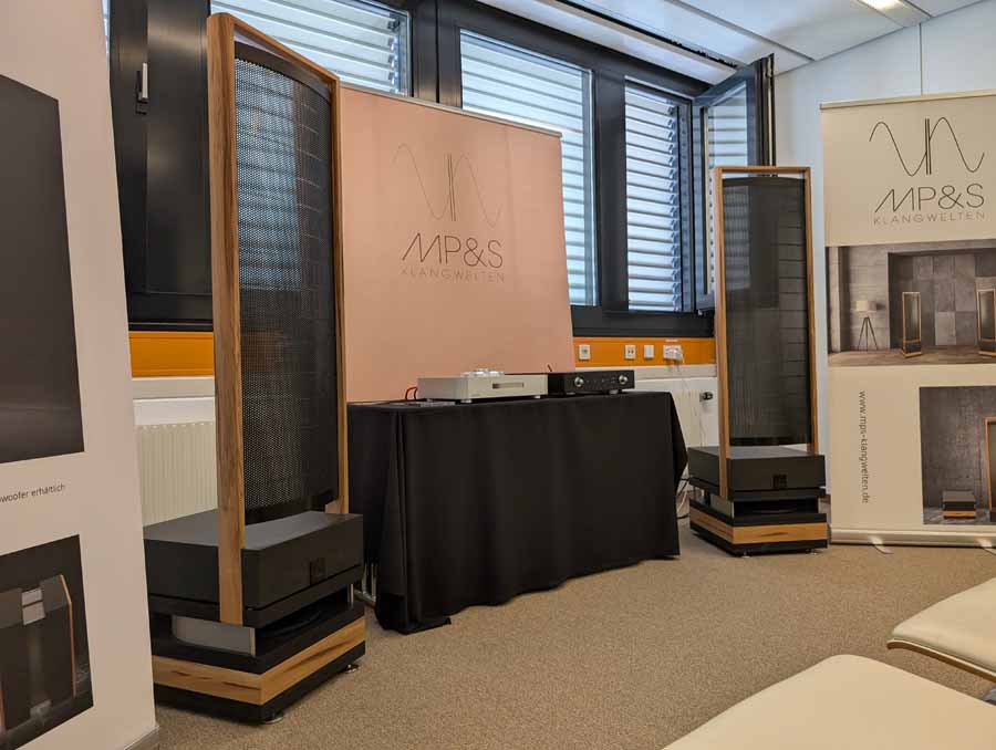 Tune Three dual mono power amplifier alongside the Tune Two preamplifier.