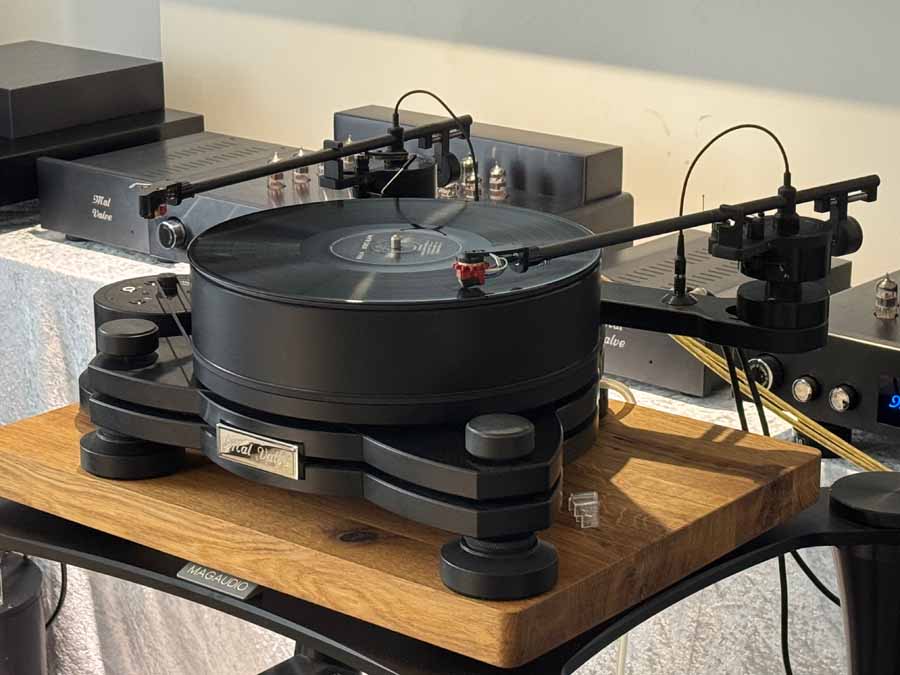 HiFi Deluxe Vienna 2026 Report
High end vienna 2026 report
Vienna hifi show 2026 report
