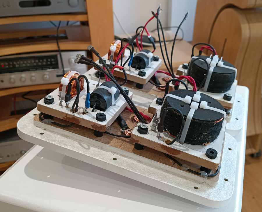 Etude Tri-Linear Array ETLA Loudspeaker