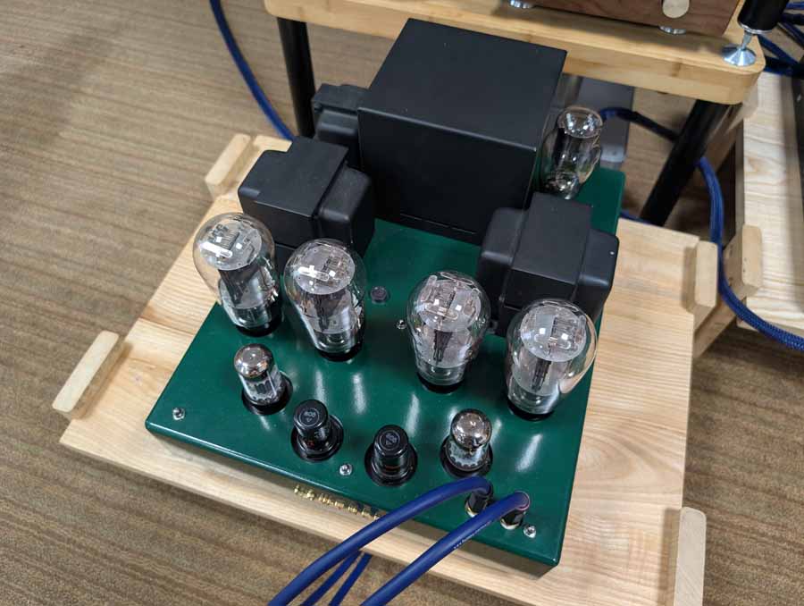 CF - 1010 Tonearm
Unity Mains Cables with Wirewound Technologies
AC 2K Balanced Mains Supply
Six Star Mains Power Distribution