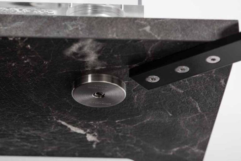 Essenza by Bassocontinuo Supernova Line