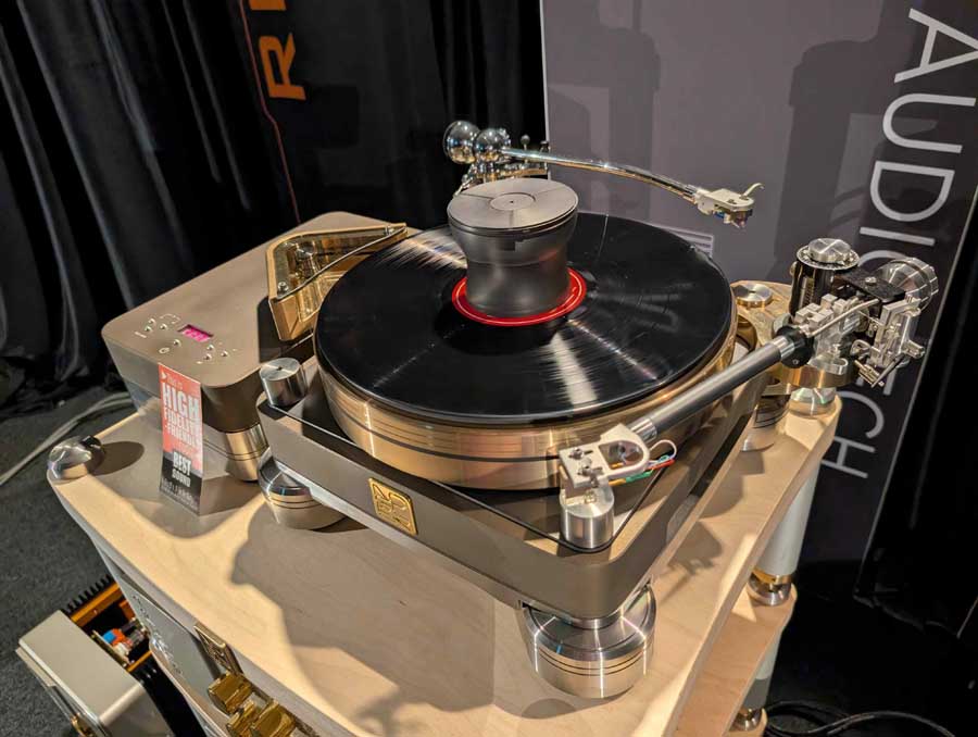 Audio Video Show Warsaw 2026 Report Part Two - PGE Narodowy AV show warsaw 2026 report warsaw hifi show 2026 report