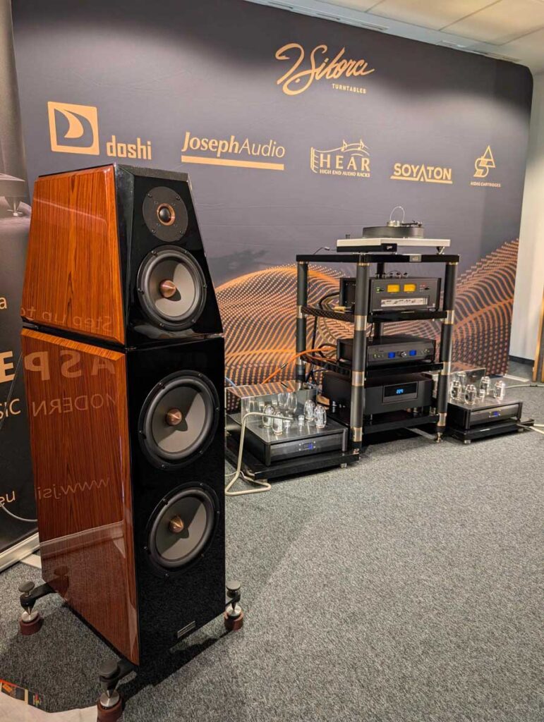 Audio Video Show Warsaw 2026 Report Part Two - PGE Narodowy AV show warsaw 2026 report warsaw hifi show 2026 report