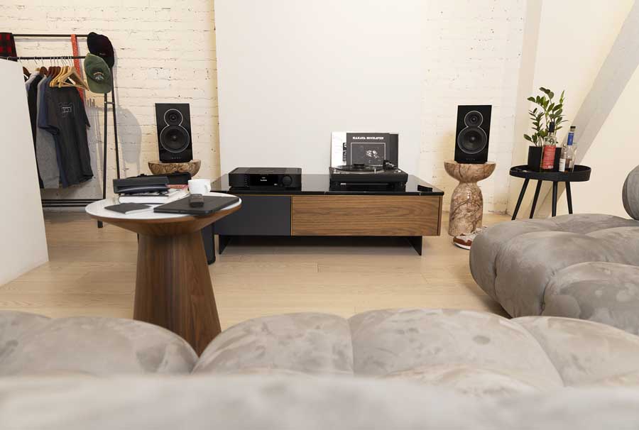 Moon 341 Integrated Amplifier