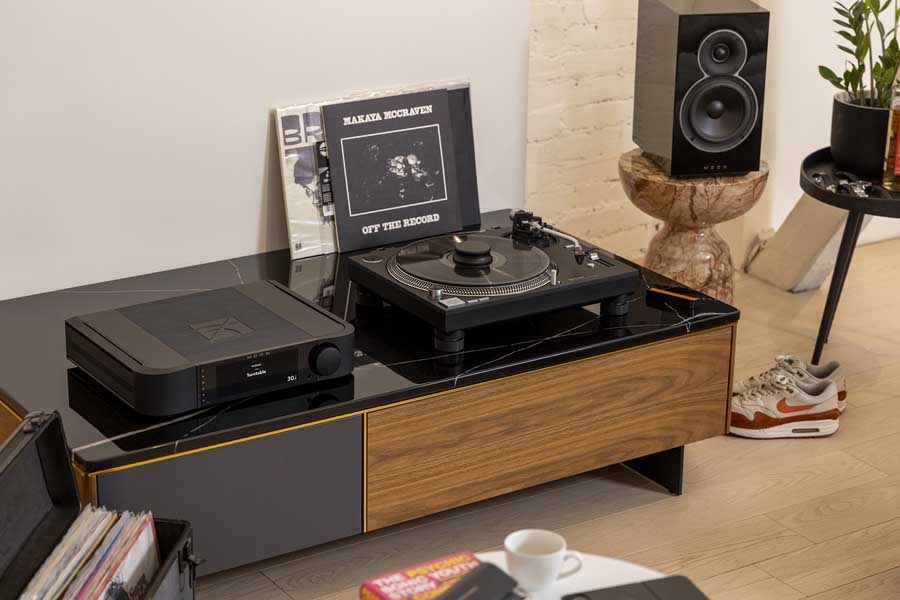Moon 341 Integrated Amplifier