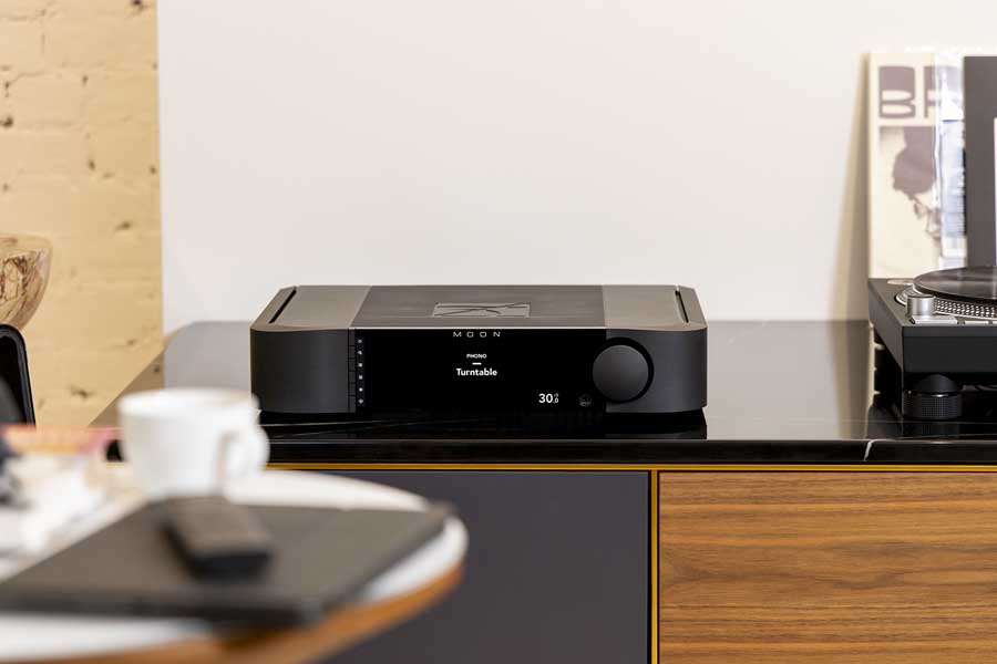 Moon 341 Integrated Amplifier